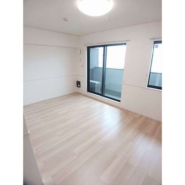 ヒカルサ東加古川 室内写真1