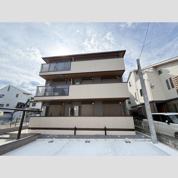 GRAMM西衣手町