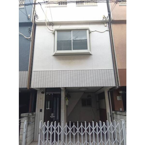 横小路町6丁目戸建 建物画像