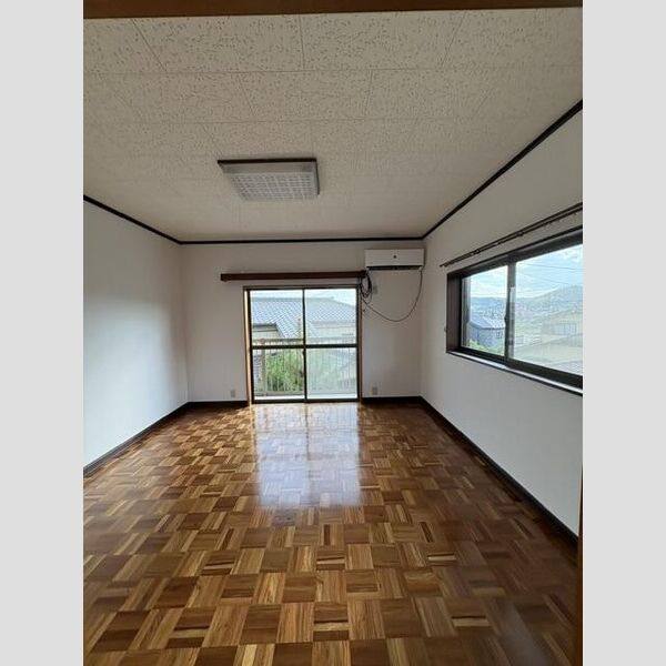 室山町戸建て 室内写真2