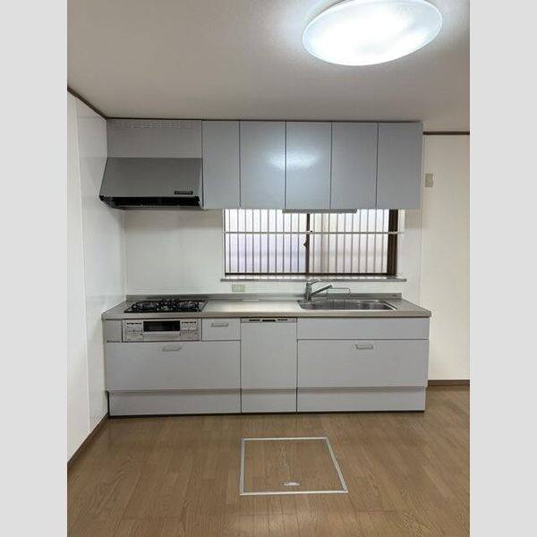 室山町戸建て 室内写真3