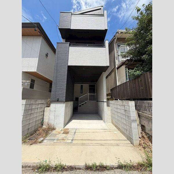 千種区丸山町三丁目戸建 建物画像