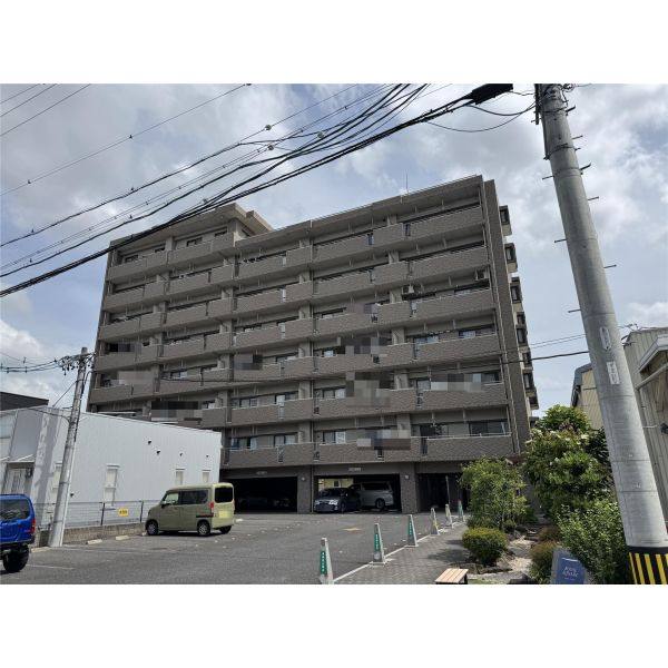 ロイヤルスクエア