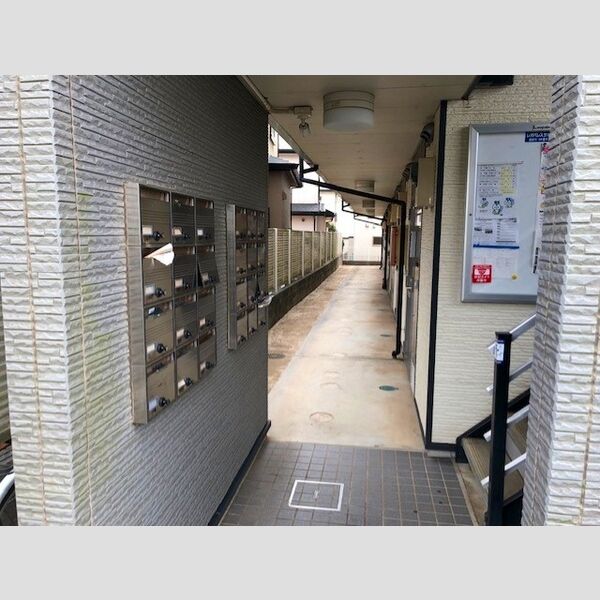 レオパレスフェリキタス花園 室内写真3