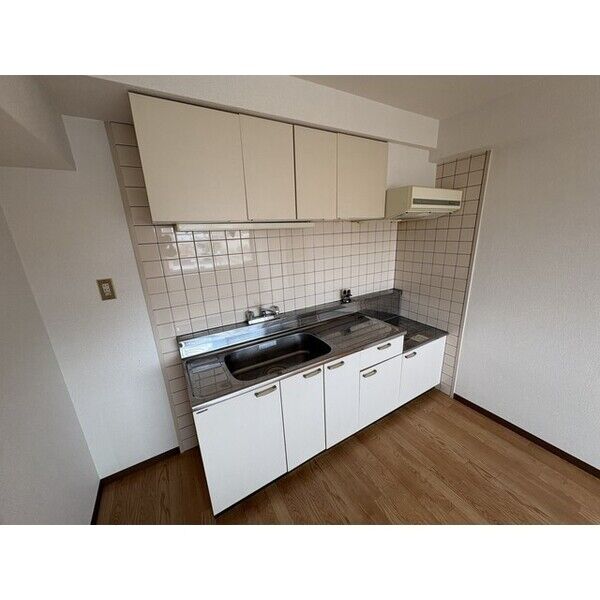 大和田ローズマンション 室内写真2