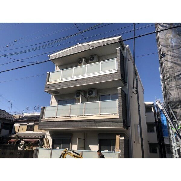 e-house
