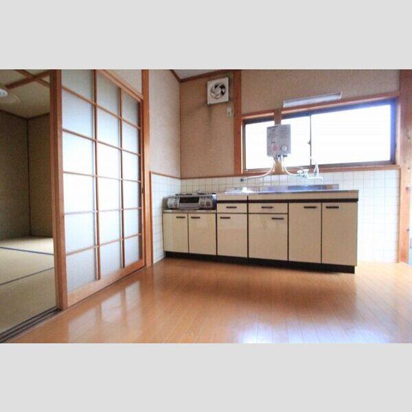 高島町188借家西 室内写真1