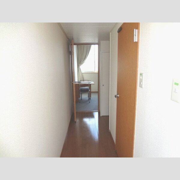 レオパレス常願 室内写真3