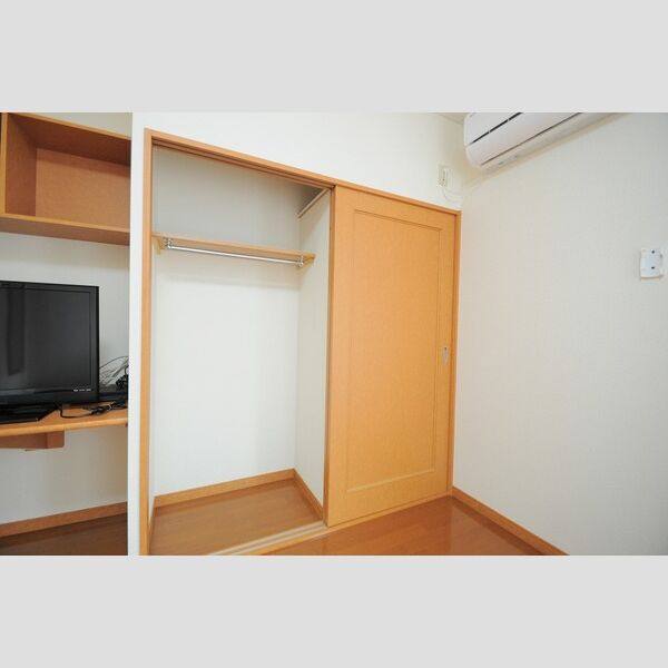 レオパレスパークハウス猿子 室内写真8
