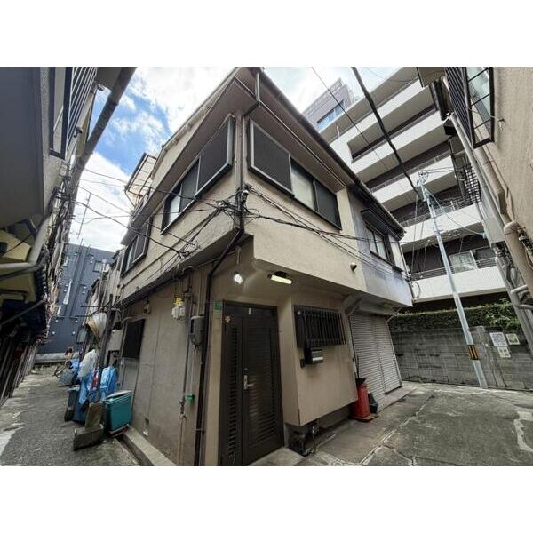 市岡一丁目貸家