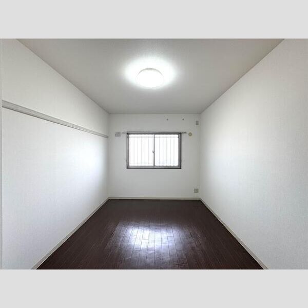 T.WOOD 室内写真3