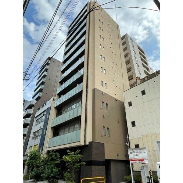 Qu4ttro Arca 九段 建物画像