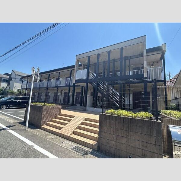 レオパレスシャンブル参番館 建物画像