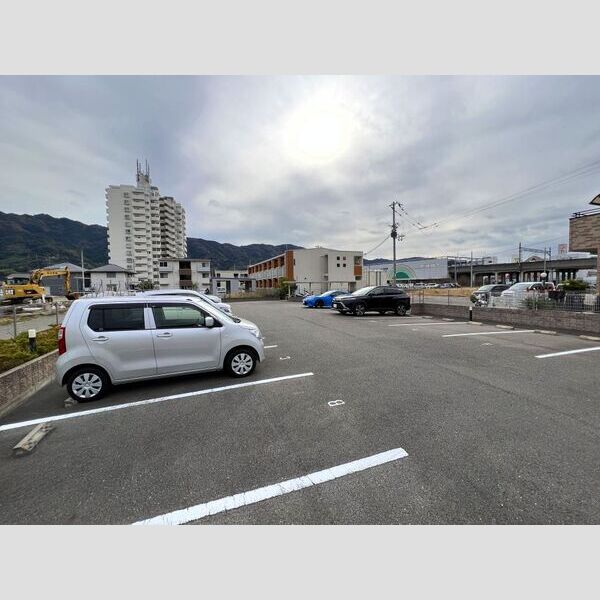 レオネクスト海南名高 室内写真6