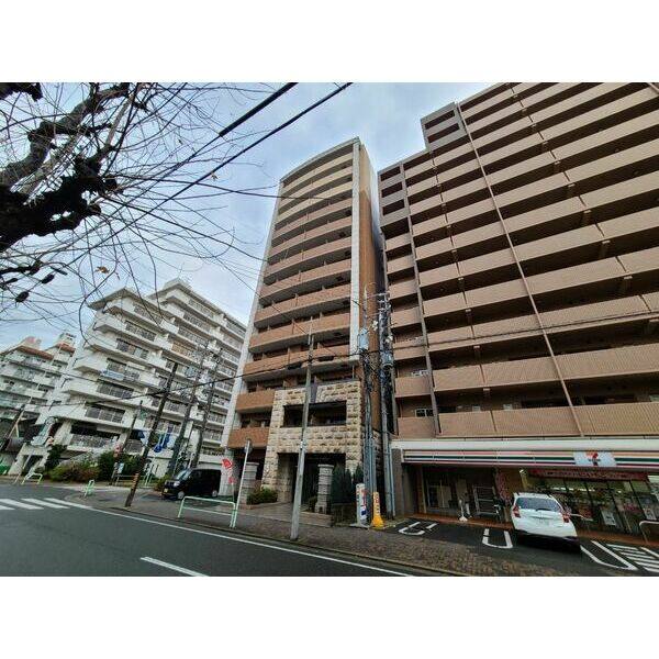 プレサンスSAKAEリバースタイル 建物画像