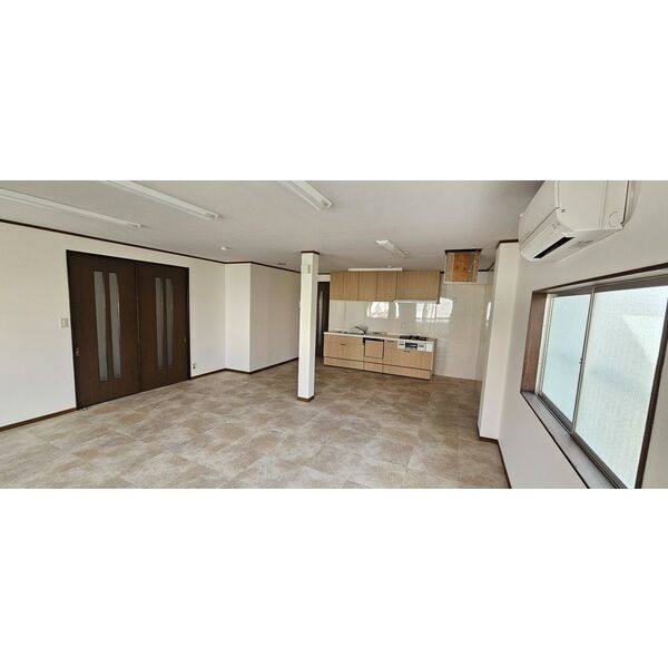 アストロプロダクツ2階戸建 室内写真1
