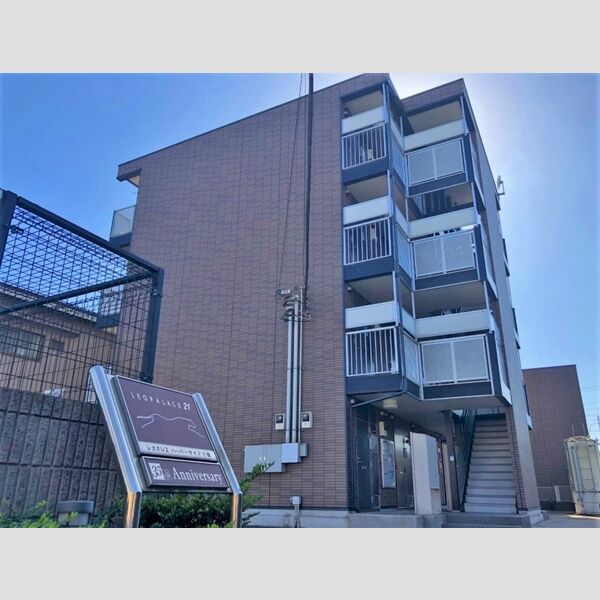 レオパレスハーバーサイドE棟 建物画像