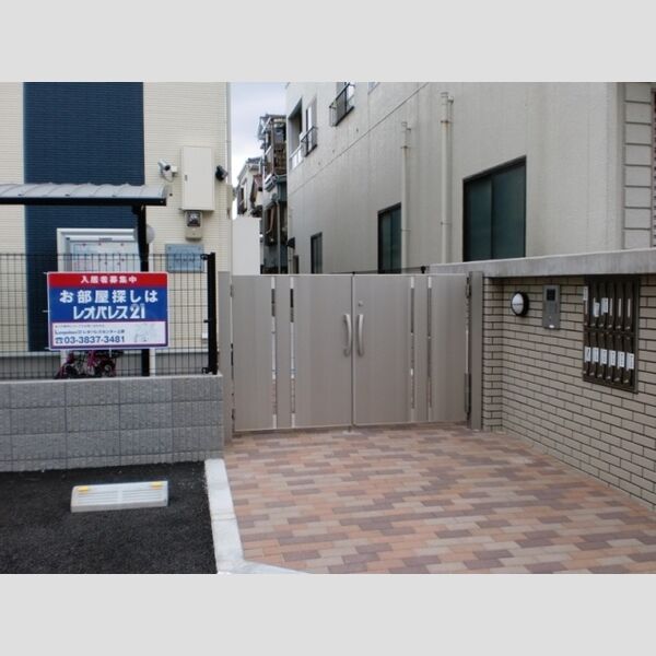 レオネクストワイケージー 室内写真7