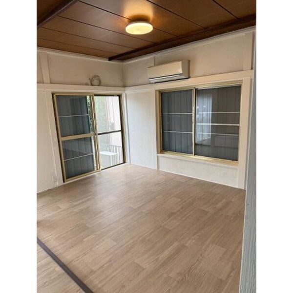 松戸市六実戸建 室内写真1
