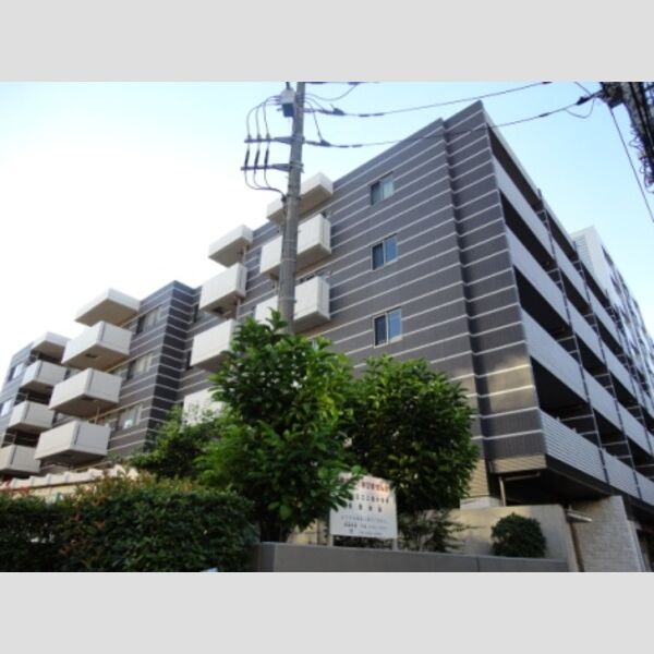 カスタリア三宿 建物画像