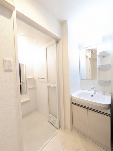 Ｓｈｉｎｍａｃｈｉ Ｒｅｓｉｄｅｎｃｅ Ｋｏｕｚｕｙａ 室内写真2