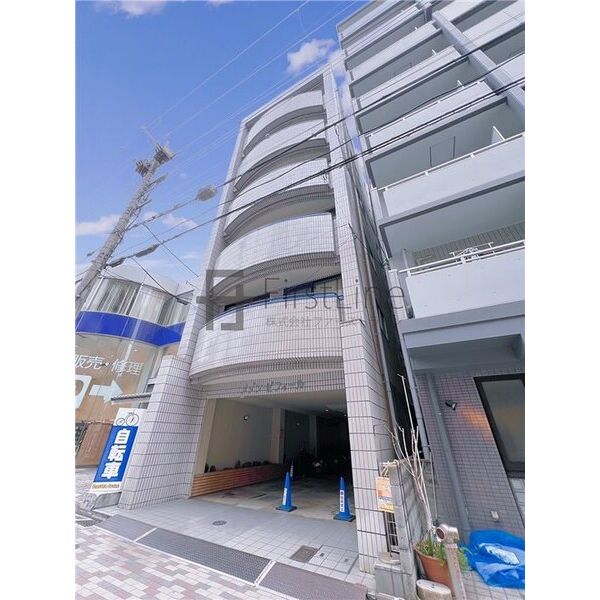メゾンゼフィール 建物画像