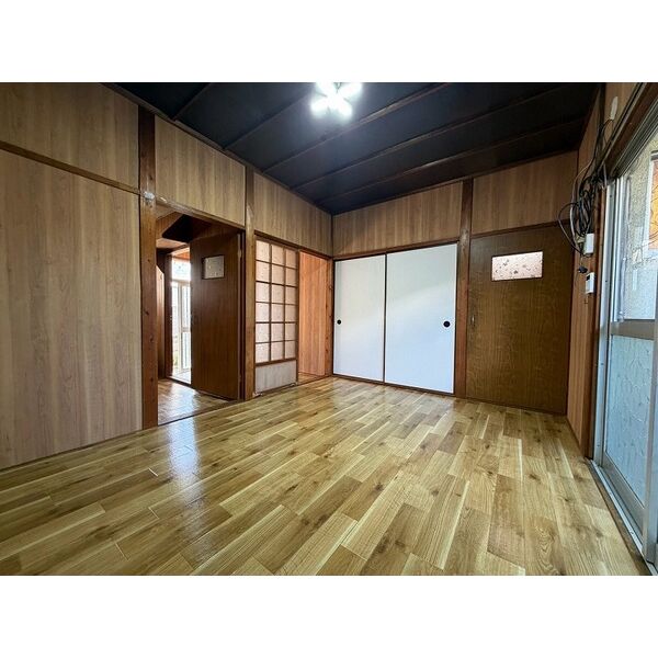 南上町アパートメント 室内写真1