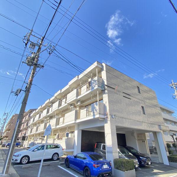 レジデンスα 建物画像