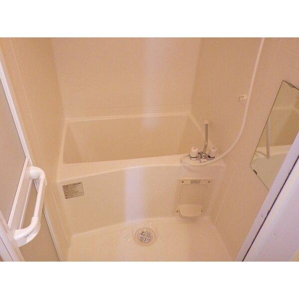 リアライズ記念橋 室内写真2
