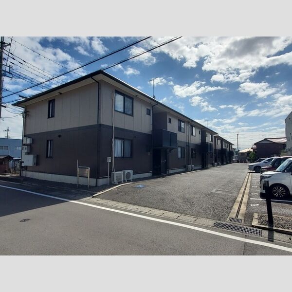 ラグージュ B棟
