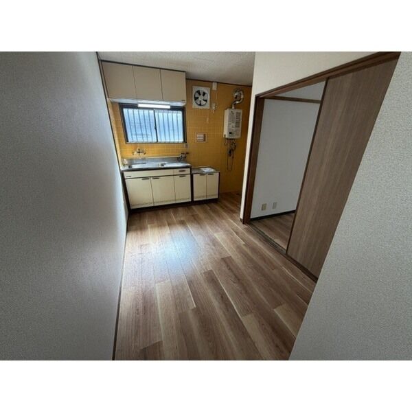 クリーンハイツ 室内写真2