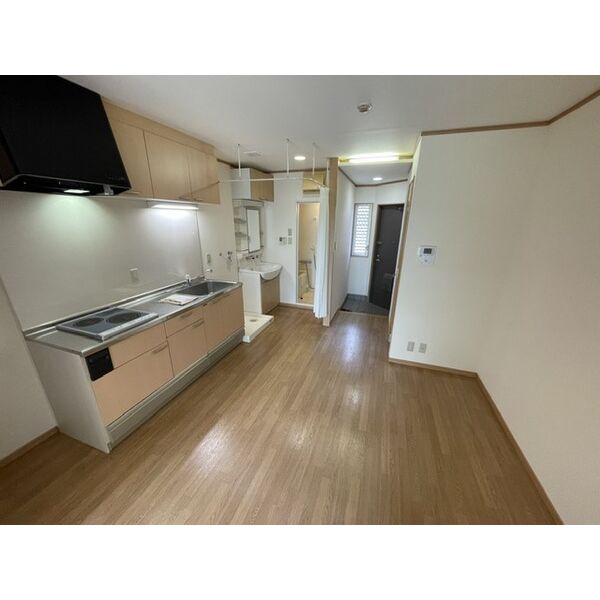 クレセント南町 室内写真1