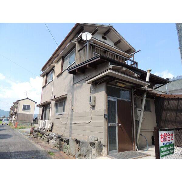 小田町貸家