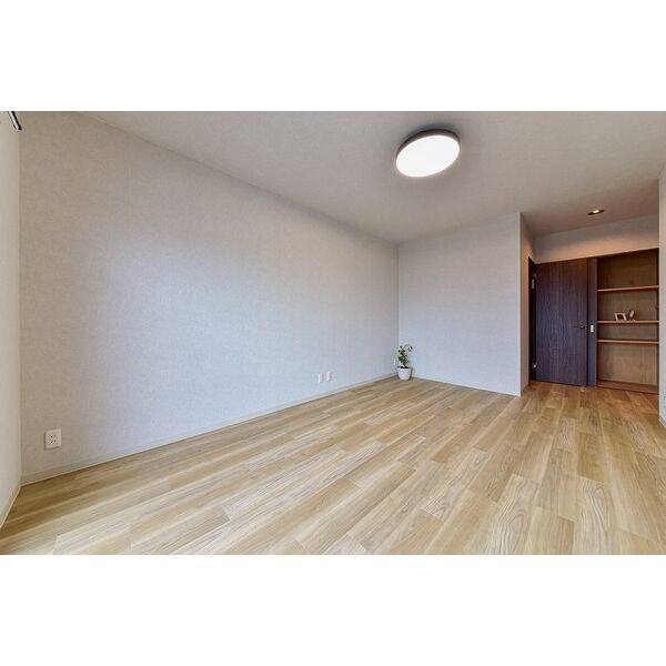 SEASONCOURT FUKUE 室内写真5