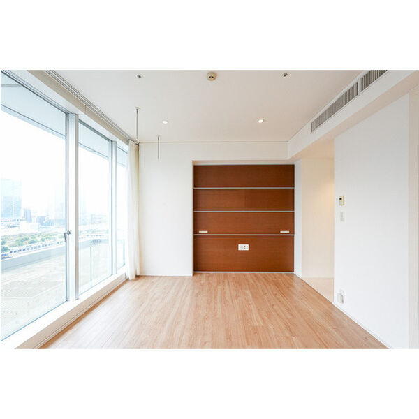 フロンティアレジデンスザタワー品川 室内写真1