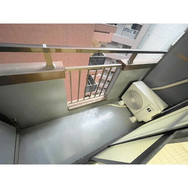 ディザイア新大阪 室内写真2