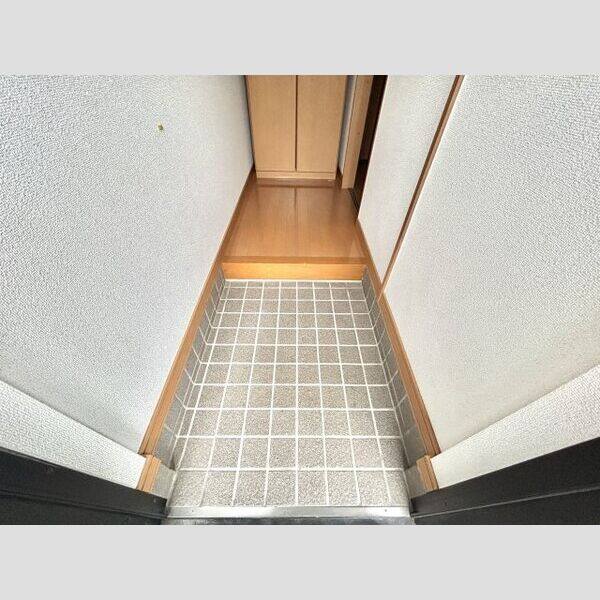 DUPLEX 串作 室内写真9