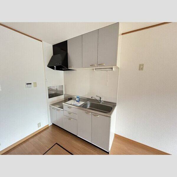 DUPLEX 串作 室内写真2