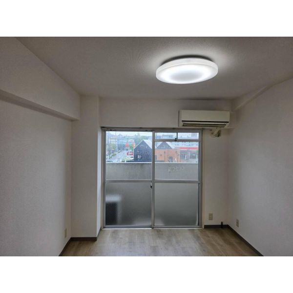 メゾンモンテ 室内写真5
