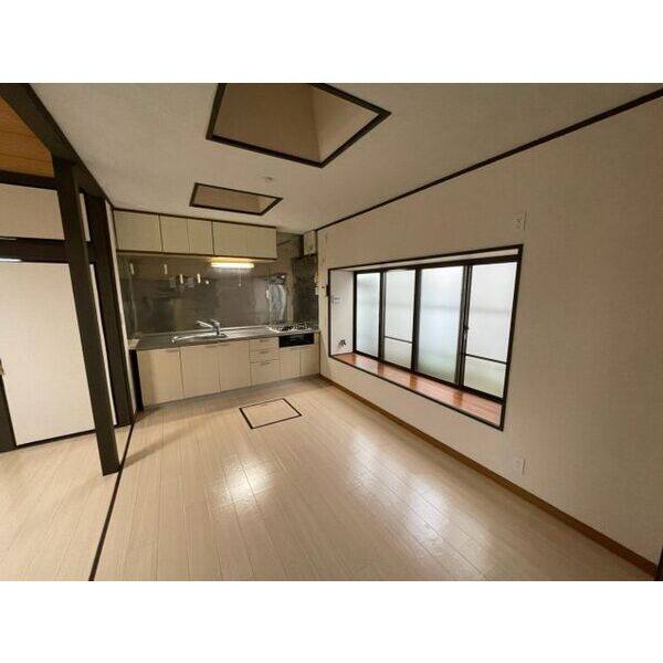 豊川市美園一丁目戸建 室内写真5