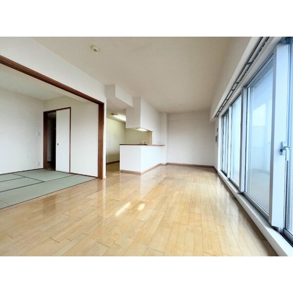 エコロジー千葉みなとレジデンス 室内写真1