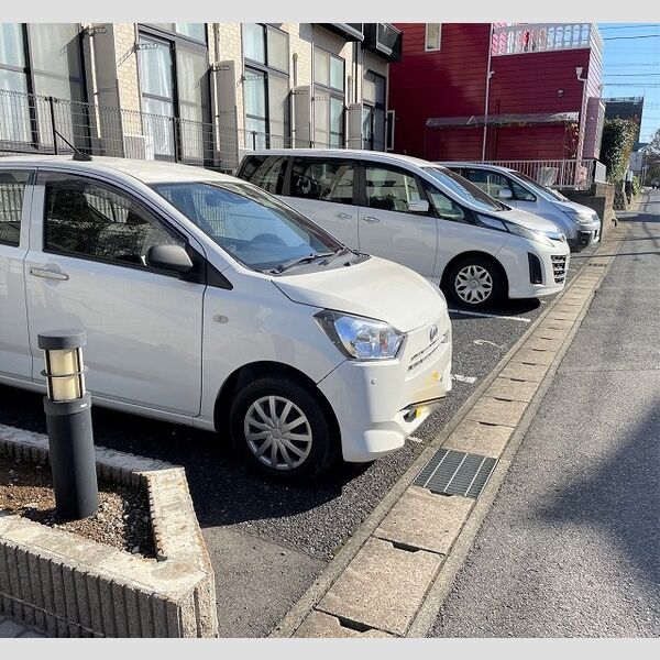 レオパレスワールド中和倉 室内写真3