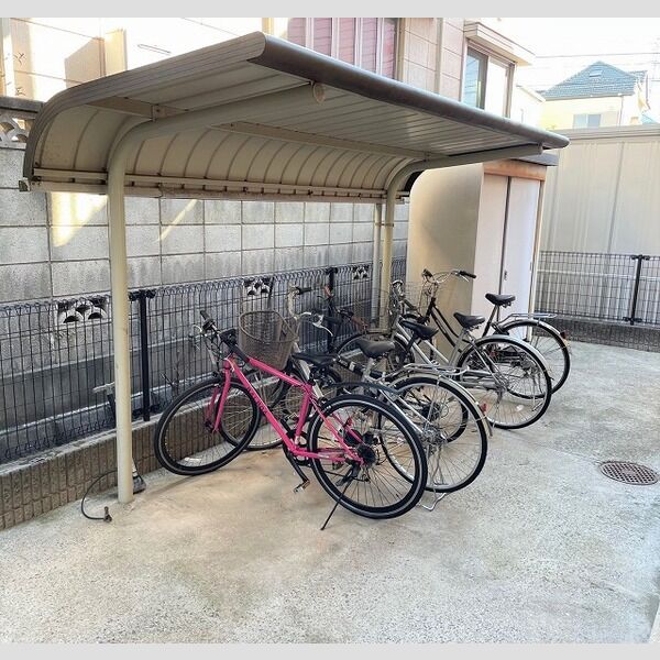 レオパレスワールド中和倉 室内写真5