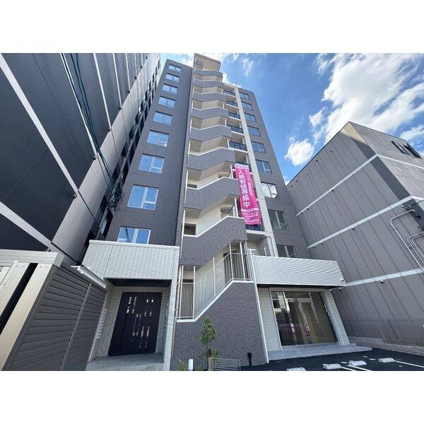 ラカーサ明倫 建物画像
