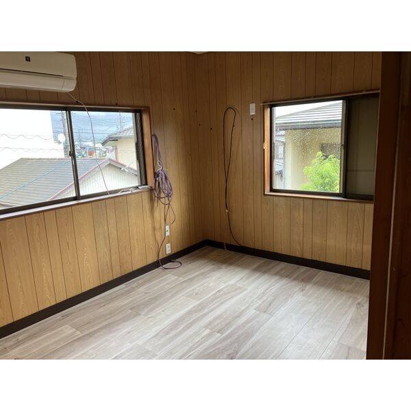 半田市亀崎戸建 室内写真8