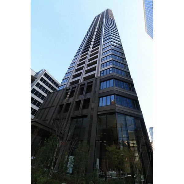 ブランズタワー大阪本町 建物画像