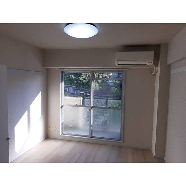 シャンポール大針 室内写真1