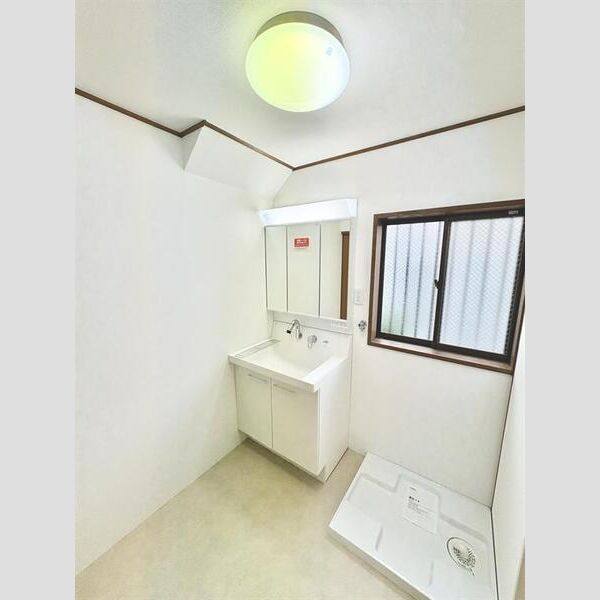 鳩岡2丁目戸建 室内写真8