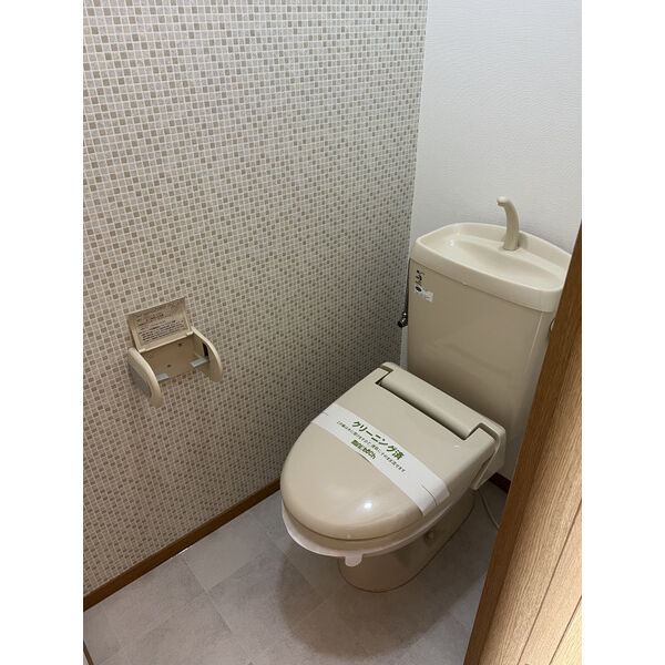 ハイネス小豆餅 室内写真5
