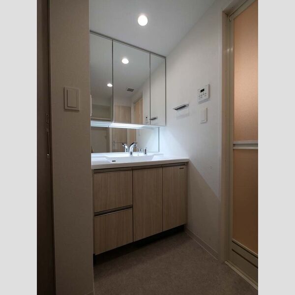 MAXIV尼崎 室内写真5